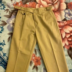 Ghurka style trousers. Pleated and tapered dress pants. Size 30x30